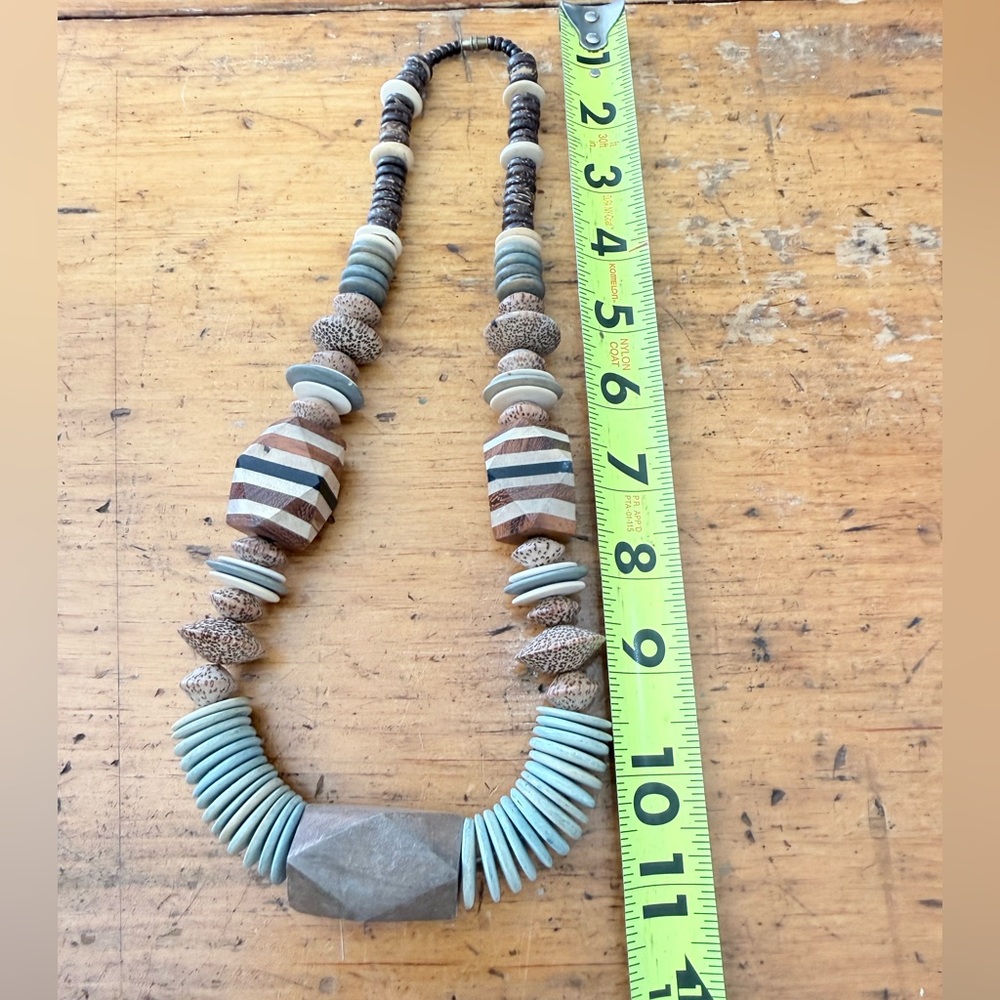 Wooden Bohemian Chuncky Beaded Statement Necklace Vintage - Picture 4 of 6